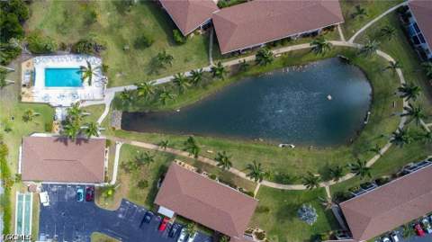 6184 Michelle Way 206, Fort Myers FL - photo 17 of 37