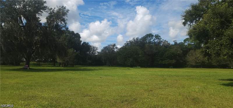3 bedroom ManufacturedHome at 4634 Loblolly Bay Rd, Muse, Labelle — photo 5