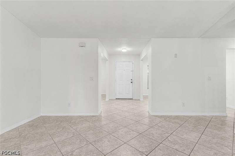 4 bedroom SingleFamilyResidence at 3310 NW 5th Ter, Cape Coral, Cape Coral — photo 4