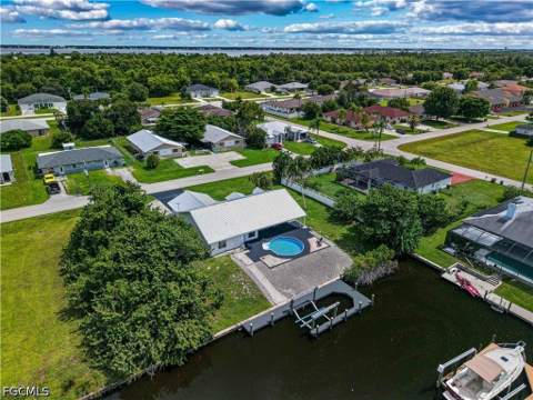 1106 SE 23rd Pl, Cape Coral FL - photo 7 of 40