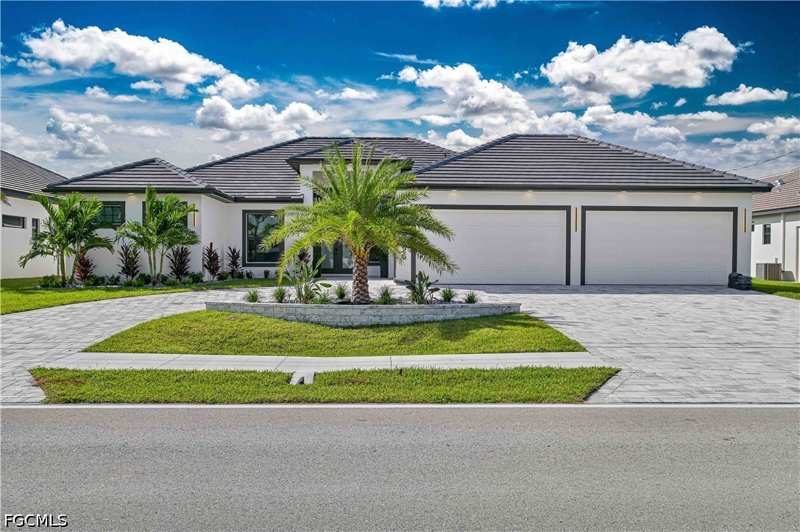 5 bedroom SingleFamilyResidence at 1426 Mohawk Pkwy, Cape Coral, Cape Coral — photo 1