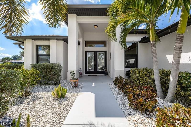 4 bedroom SingleFamilyResidence at 2704 SW 4th Pl, Cape Coral, Cape Coral — photo 2