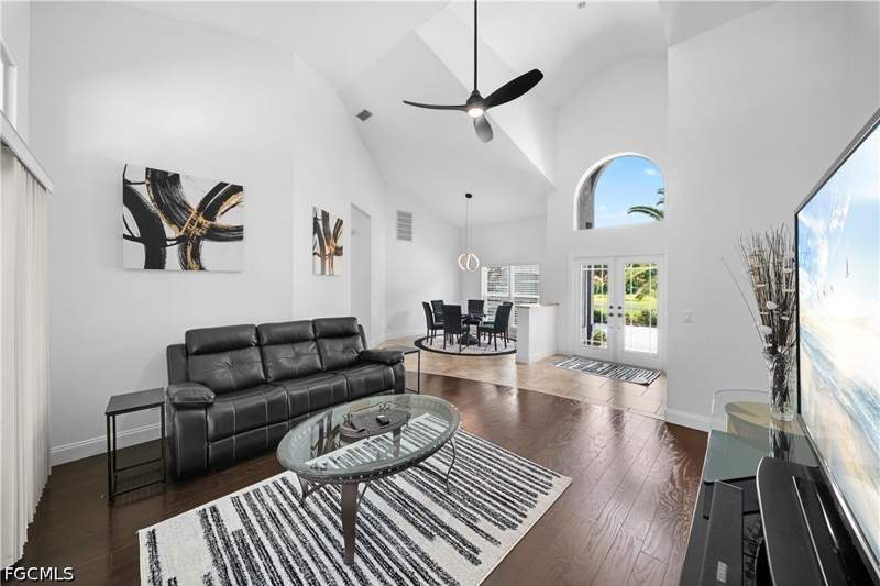 3 bedroom SingleFamilyResidence at 11756 Mahogany Run, Mahogany Run, Fort Myers — photo 4