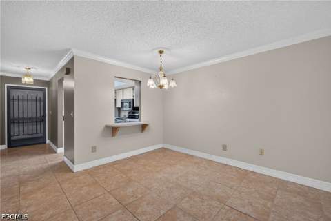 423 Cape Coral Pkwy W 202, Cape Coral FL - photo 6 of 21