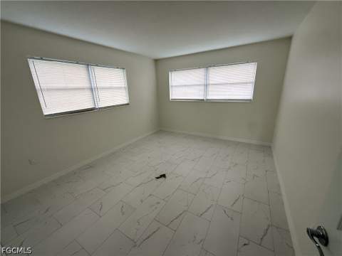 3225 E Riverside Dr 21B, Fort Myers FL - photo 6 of 9