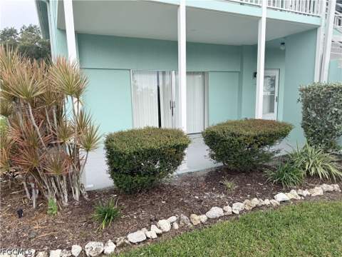 3225 E Riverside Dr 21B, Fort Myers FL - photo 8 of 9