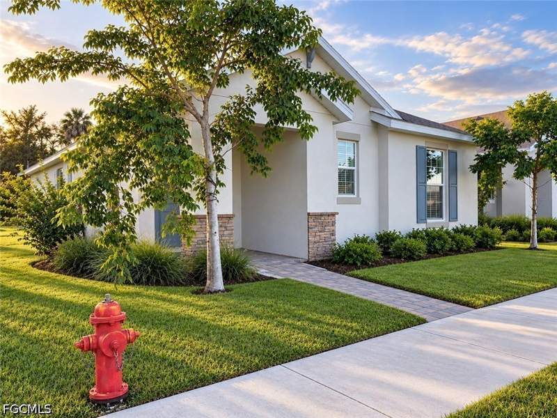 3 bedroom SingleFamilyResidence at 710 Treehouse Ln, Belle Arbor, Labelle — photo 2