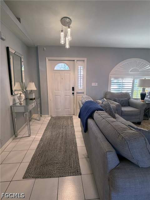 1943 SE 8th Pl, Cape Coral FL - photo 9 of 61