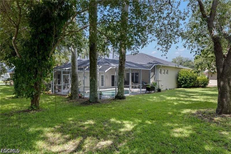 4 bedroom SingleFamilyResidence at 9171 Thyme Ct, The Grove, Fort Myers — photo 2