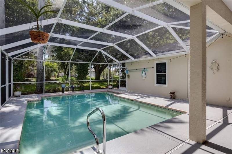 4 bedroom SingleFamilyResidence at 9171 Thyme Ct, The Grove, Fort Myers — photo 4