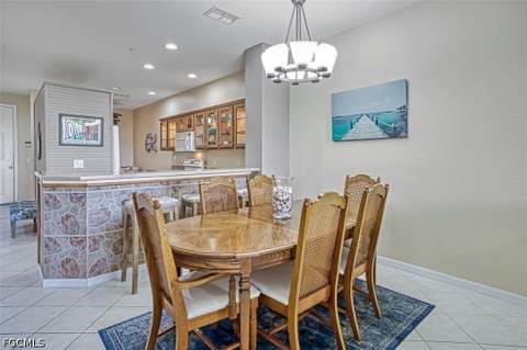 20041 Sanibel View Cir 104, Fort Myers FL - photo 11 of 33