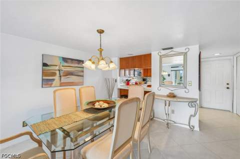 4521 Bay Beach Ln 326, Fort Myers Beach FL - photo 11 of 35