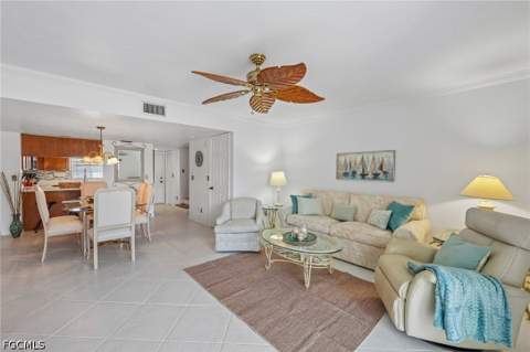 4521 Bay Beach Ln 326, Fort Myers Beach FL - photo 8 of 35