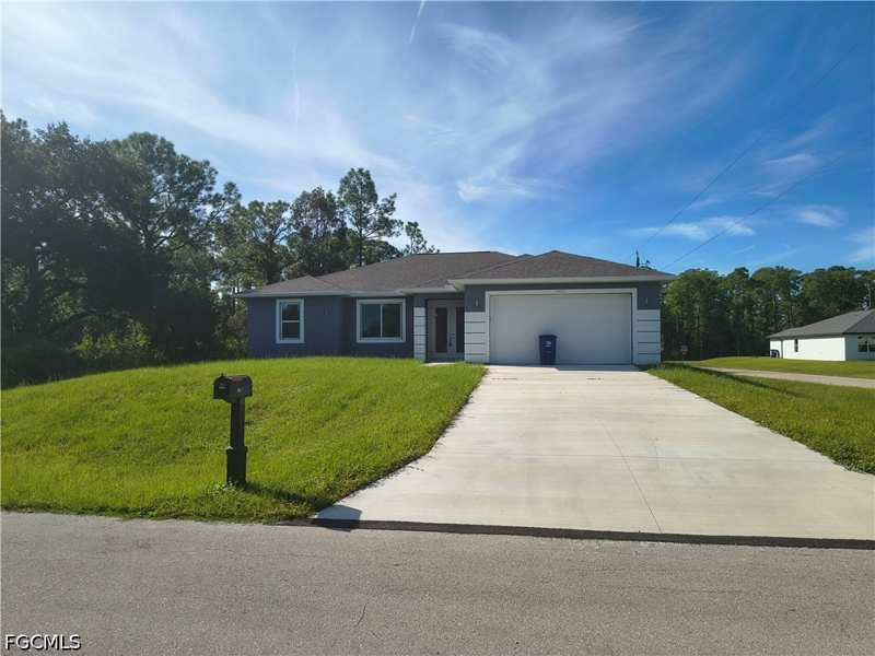 3 bedroom SingleFamilyResidence at 2919 52nd St W, Lehigh Acres, Lehigh Acres — photo 1