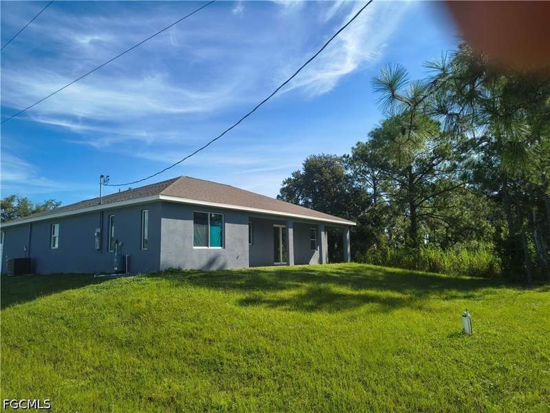 3 bedroom SingleFamilyResidence at 2919 52nd St W, Lehigh Acres, Lehigh Acres — photo 3