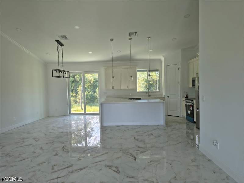 3 bedroom SingleFamilyResidence at 2919 52nd St W, Lehigh Acres, Lehigh Acres — photo 5