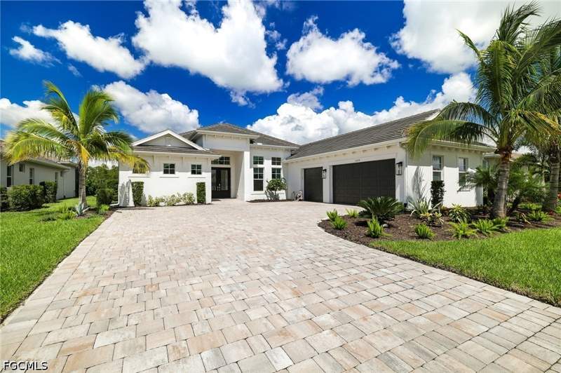 4 bedroom SingleFamilyResidence at 17279 Blue Sapphire Dr, Wildblue, Fort Myers — photo 5