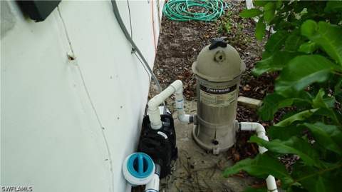320 Hollywood St, Lehigh Acres FL - photo 6 of 21