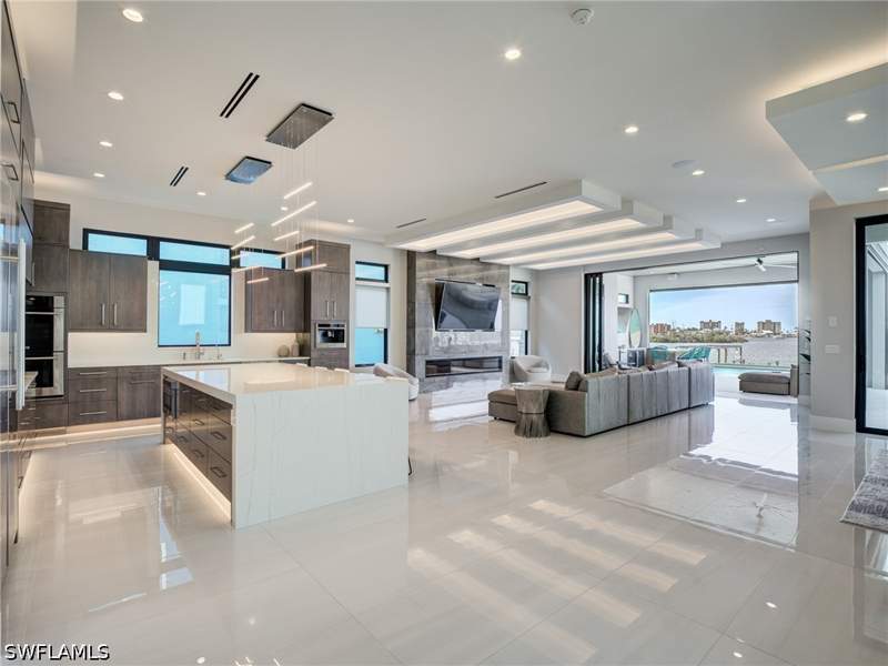 4 bedroom SingleFamilyResidence at 841 San Carlos Dr, Hidden Harbor, Fort Myers Beach — photo 3