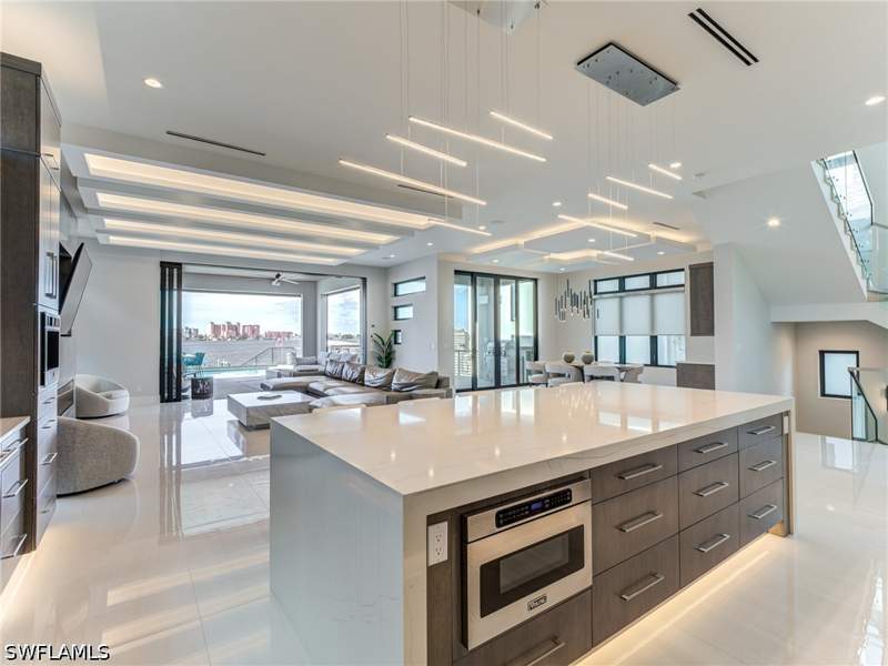 4 bedroom SingleFamilyResidence at 841 San Carlos Dr, Hidden Harbor, Fort Myers Beach — photo 4