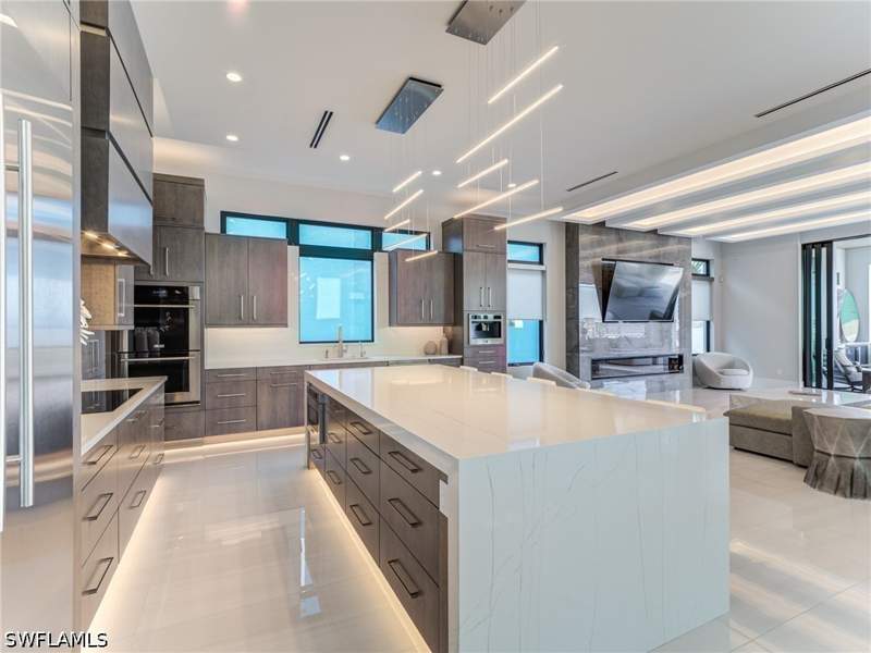 4 bedroom SingleFamilyResidence at 841 San Carlos Dr, Hidden Harbor, Fort Myers Beach — photo 5