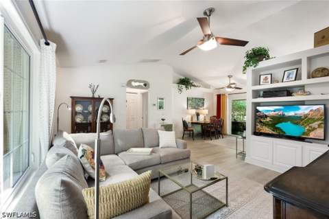 6037 Westport Ln, Naples FL - photo 8 of 27