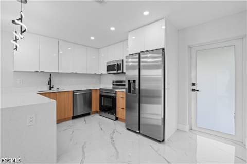 755 Fleming Ave S, Lehigh Acres FL - photo 10 of 33