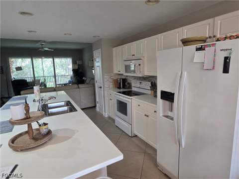 10800 Palazzo Way 204, Fort Myers FL - photo 6 of 34