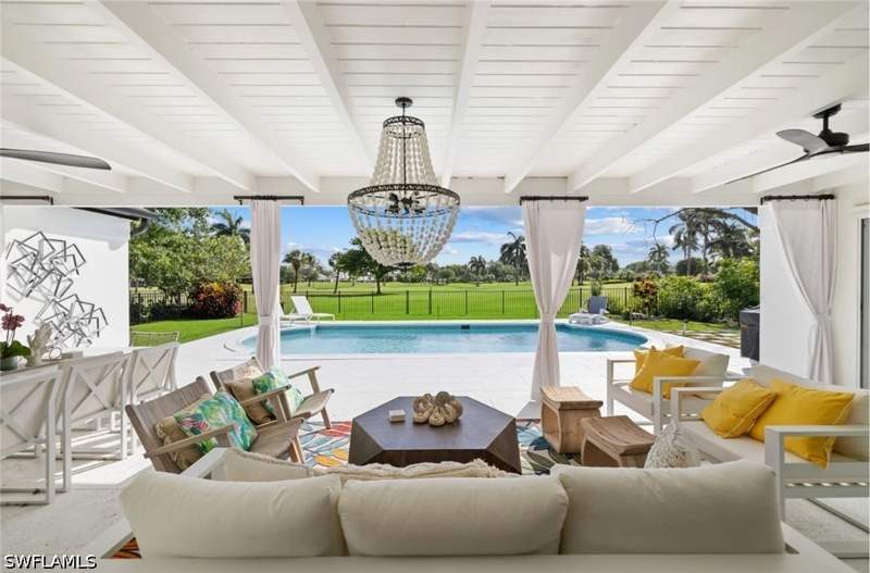 3 bedroom SingleFamilyResidence at 2728 Crayton Rd, Moorings, Naples — photo 2