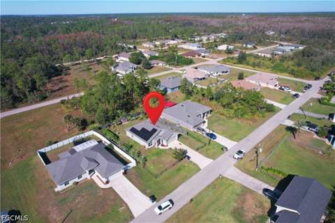 1911 Lemona Ave, Lehigh Acres FL - photo 6 of 34