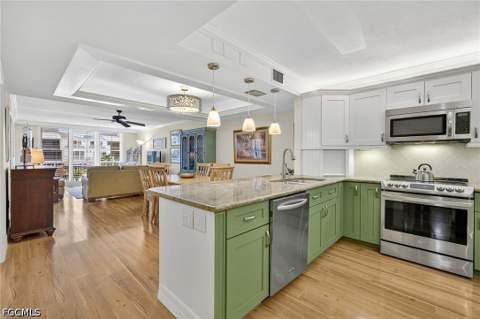 200 Periwinkle Way 232, Sanibel FL - photo 8 of 31