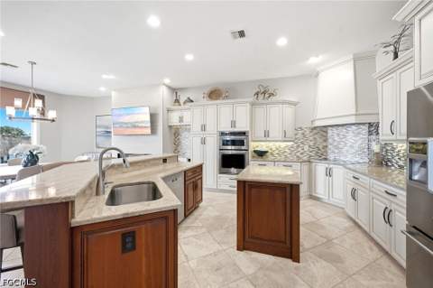 1805 Harbour Cir, Cape Coral FL - photo 15 of 67