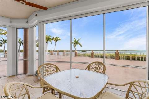 4137 Bay Beach Ln 522, Fort Myers Beach FL - photo 20 of 41