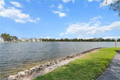 4701 Lakeside Club Blvd 18, Fort Myers FL - photo 12 of 17