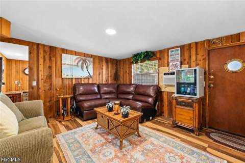 1214 Martin Blvd, Moore Haven FL - photo 11 of 45