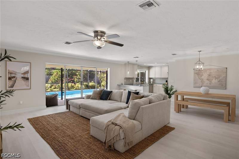 4 bedroom SingleFamilyResidence at 3906 SE 20th Pl, Savona, Cape Coral — photo 3