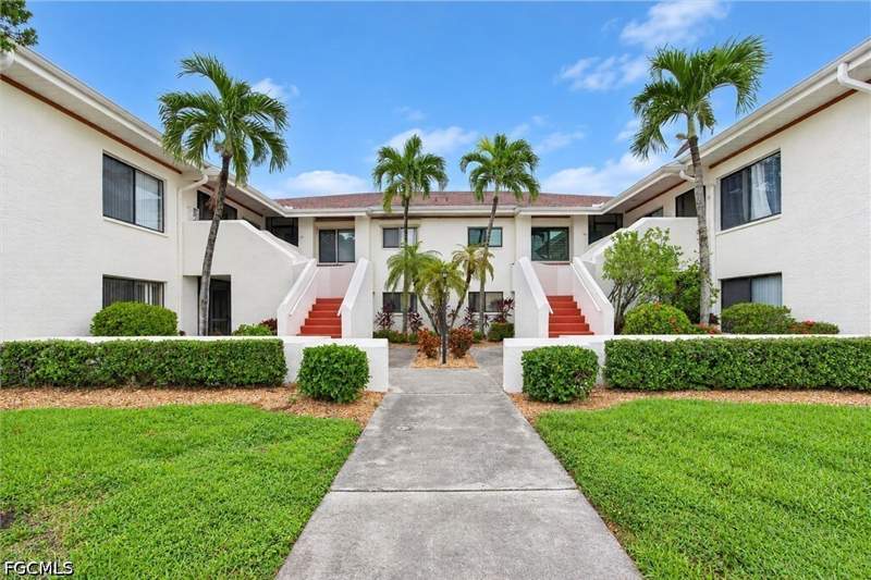 2 bedroom Condominium at 1780 Augusta Dr 101, Seven Lakes, Fort Myers — photo 2