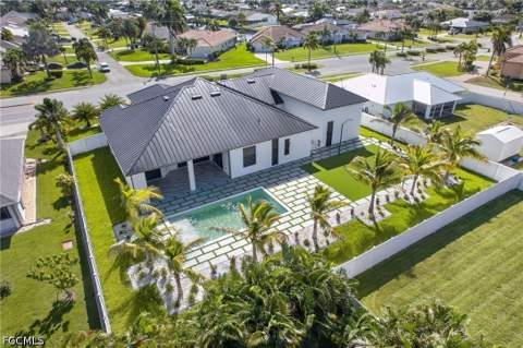 3918 Oasis Blvd, Cape Coral FL - photo 8 of 58