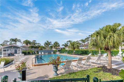 3284 Royal Canadian Trce 4, Fort Myers FL - photo 23 of 38