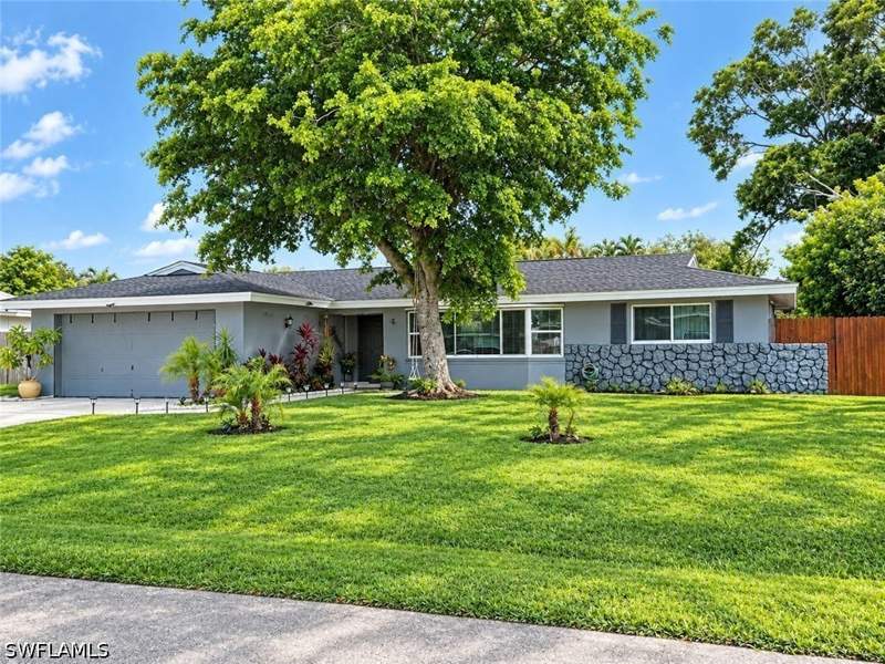 3 bedroom SingleFamilyResidence at 1643 N Hermitage Rd, Cypress Lake Estates, Fort Myers — photo 2