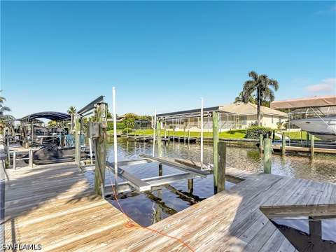 1909 SE 16th St, Cape Coral FL - photo 6 of 44