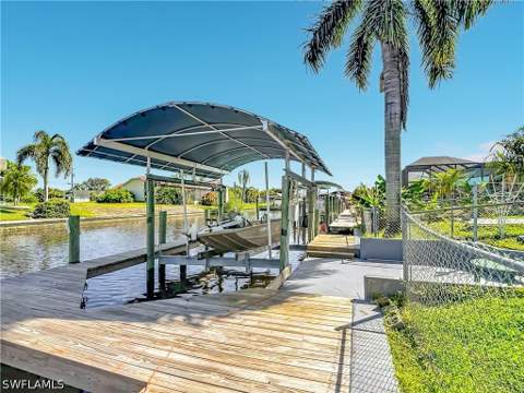 1909 SE 16th St, Cape Coral FL - photo 8 of 44