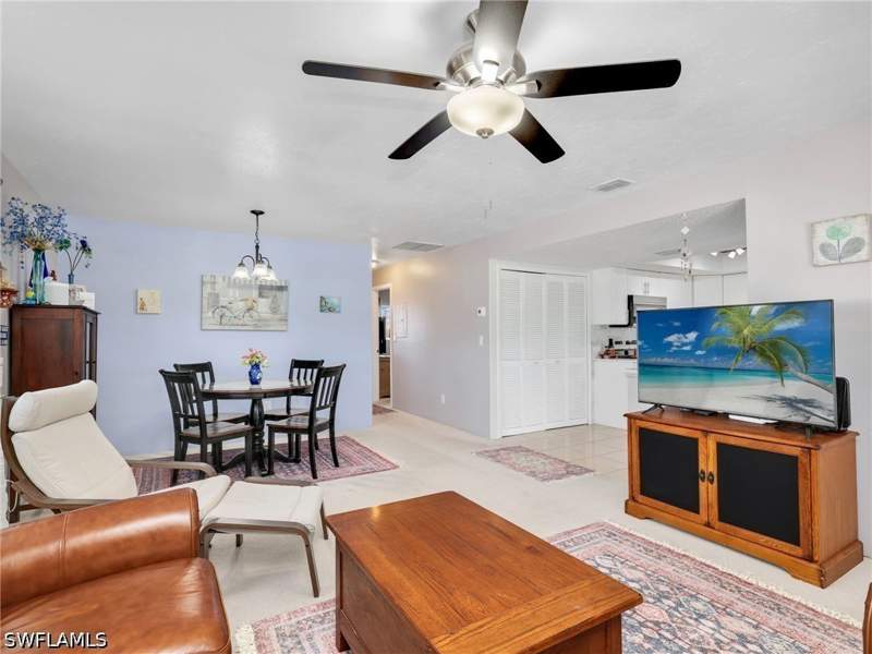 2 bedroom Condominium at 4121 SE 19th Ave 201, Rendezvous Condo, Cape Coral — photo 5