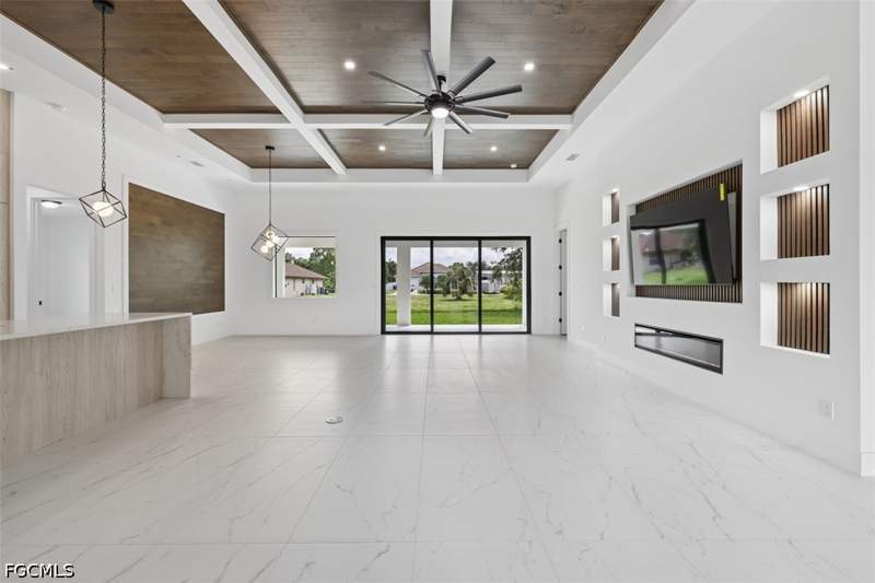 3 bedroom SingleFamilyResidence at 3207 11th St W, Lehigh Acres, Lehigh Acres — photo 3