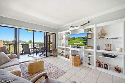 803 River Point Dr 306B, Naples FL - photo 10 of 39