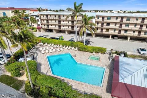 803 River Point Dr 306B, Naples FL - photo 23 of 39