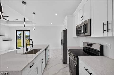 921 Chiquita Blvd N, Cape Coral FL - photo 12 of 33
