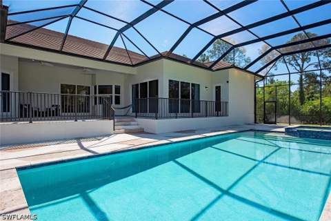 379 25th St NW, Naples FL - photo 8 of 30