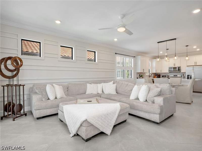 2 bedroom Attached at 17502 Caravita Ln, Esplanade Lake Club, Fort Myers — photo 2