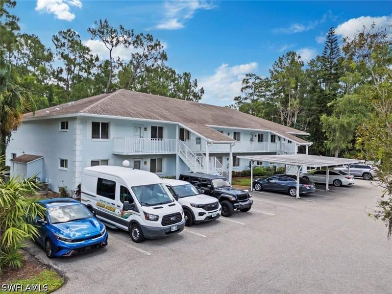 2 bedroom Condominium at 3531 County Barn Rd 201, Woodmere Racquet Club, Naples — photo 3